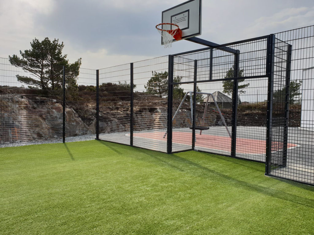 Baksetballkurv og mål for ballbinge
